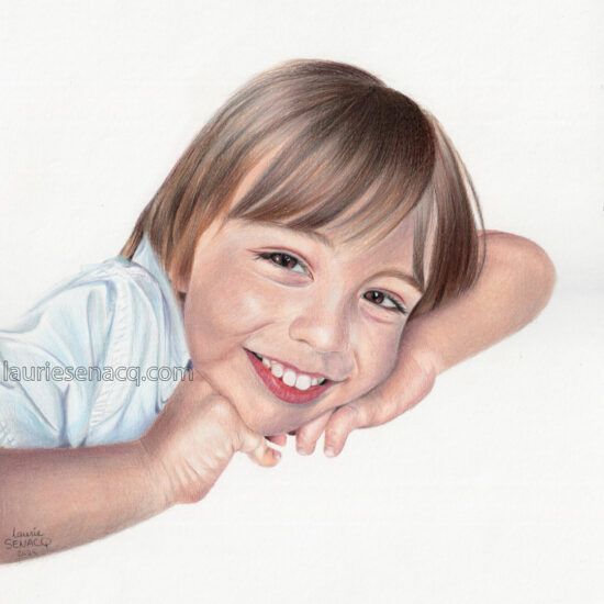 Portrait d'enfant aux crayons de couleur par l'artiste Laurie Sénacq